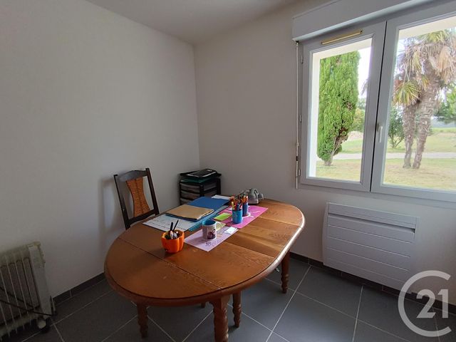 Afficher la photo en grand Maison à vendre - 5 pièces - 150,67 m2 - Jau Dignac Et Loirac - 33 - AQUITAINE