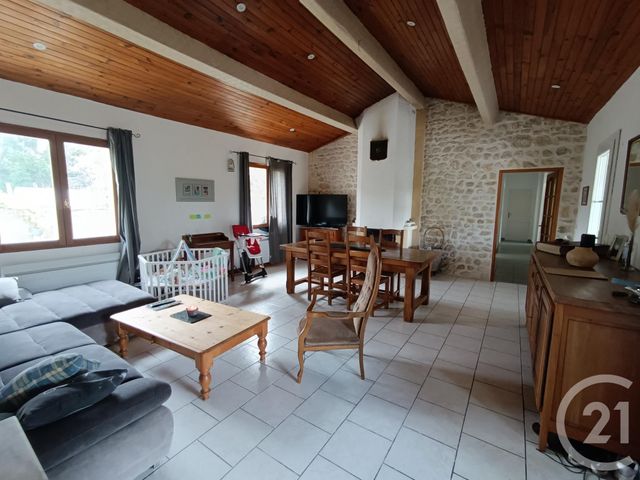 Afficher la photo en grand Maison à vendre - 5 pièces - 150,67 m2 - Jau Dignac Et Loirac - 33 - AQUITAINE