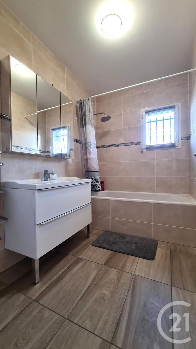 Maison à vendre - 5 pièces - 157,35 m2 - Cissac Medoc - 33 - AQUITAINE