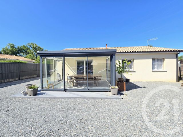 Maison à vendre - 4 pièces - 85,34 m2 - St Sauveur - 33 - AQUITAINE