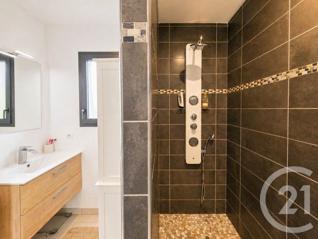 Maison &agrave; vendre - 4 pi&egrave;ces - 131,53 m2 - St Estephe - 33 - AQUITAINE