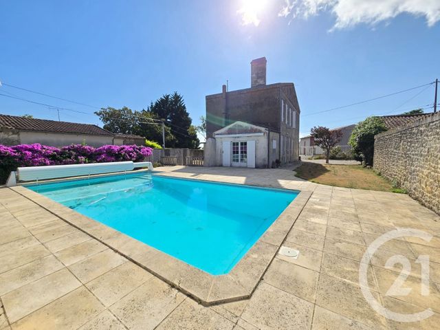 Maison à vendre ST ESTEPHE