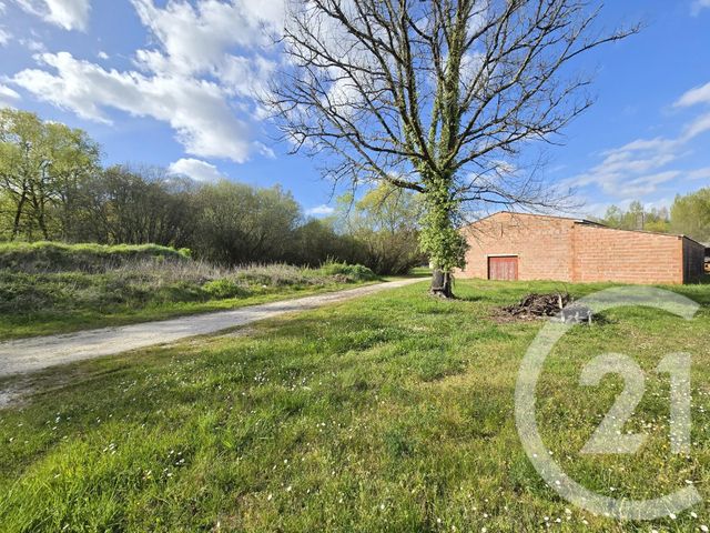 Maison &agrave; vendre - 2 pi&egrave;ces - 440 m2 - St Estephe - 33 - AQUITAINE